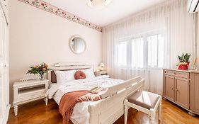 Nala Central Apartment